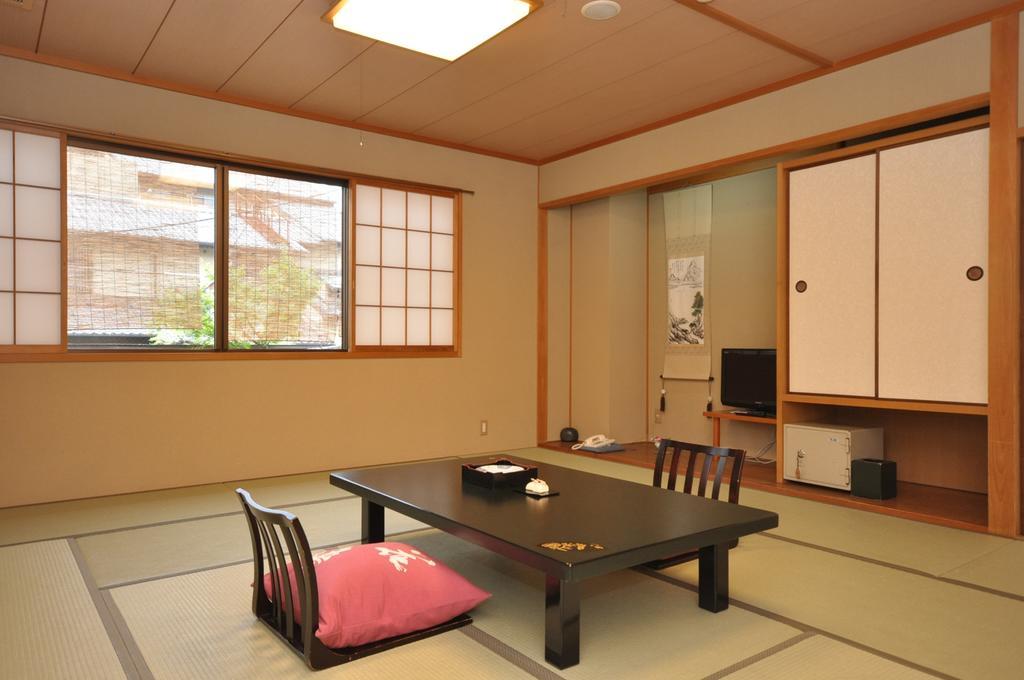 Gion Ryokan Karaku Kyoto Dış mekan fotoğraf